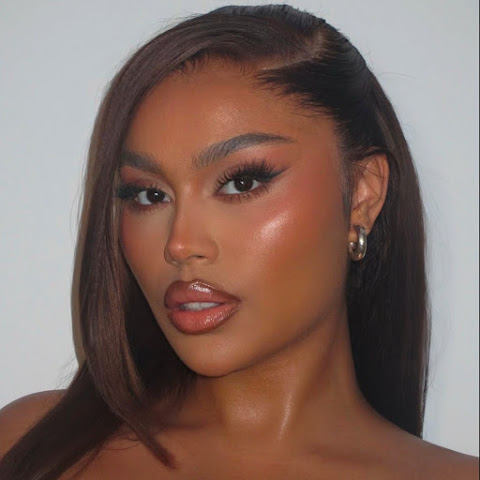 Ella Thomas channel avatar