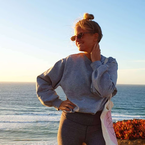 NIENKE NINA | DIGITAL NOMAD channel avatar