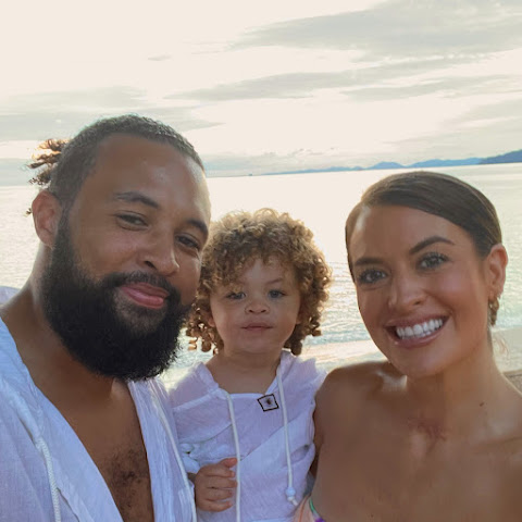 Part Time Travelling Family - Eleise and Lawrence channel avatar